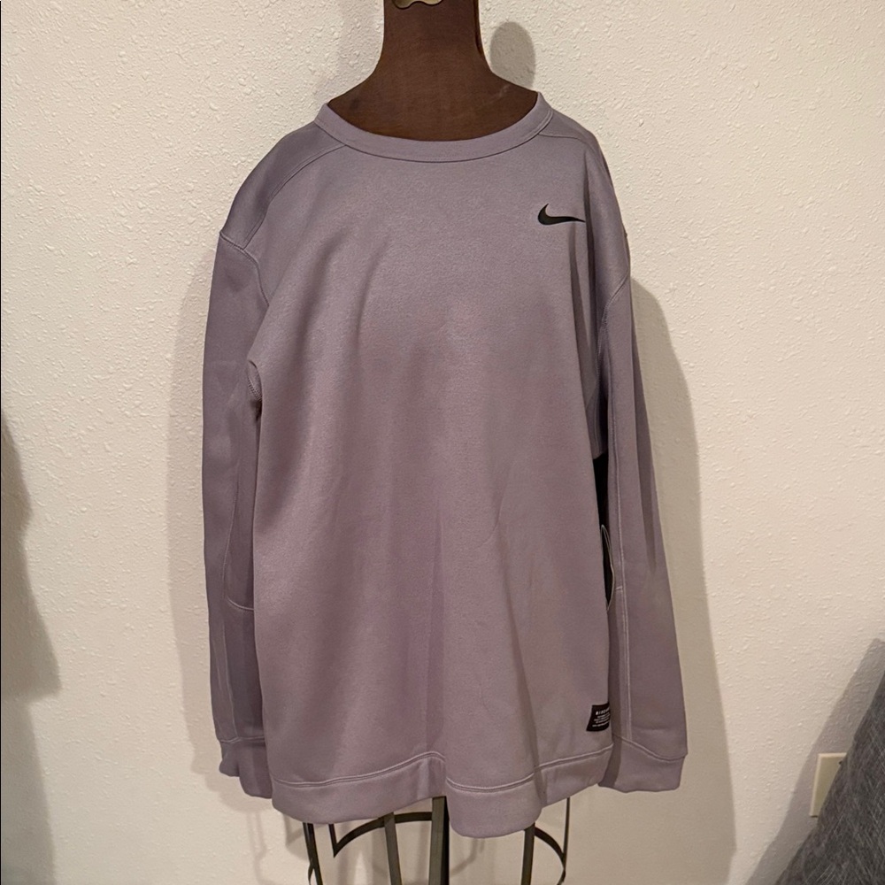 Nike  NEW WITH TAGS size XL.